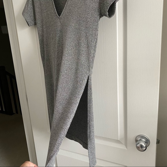 Zara Split Hem V-Neck Short Sleeve Tunic - Picture 2 of 10